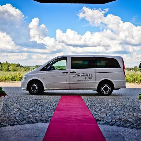 Hotel Sportwerk Tyniec Maly Exterior foto