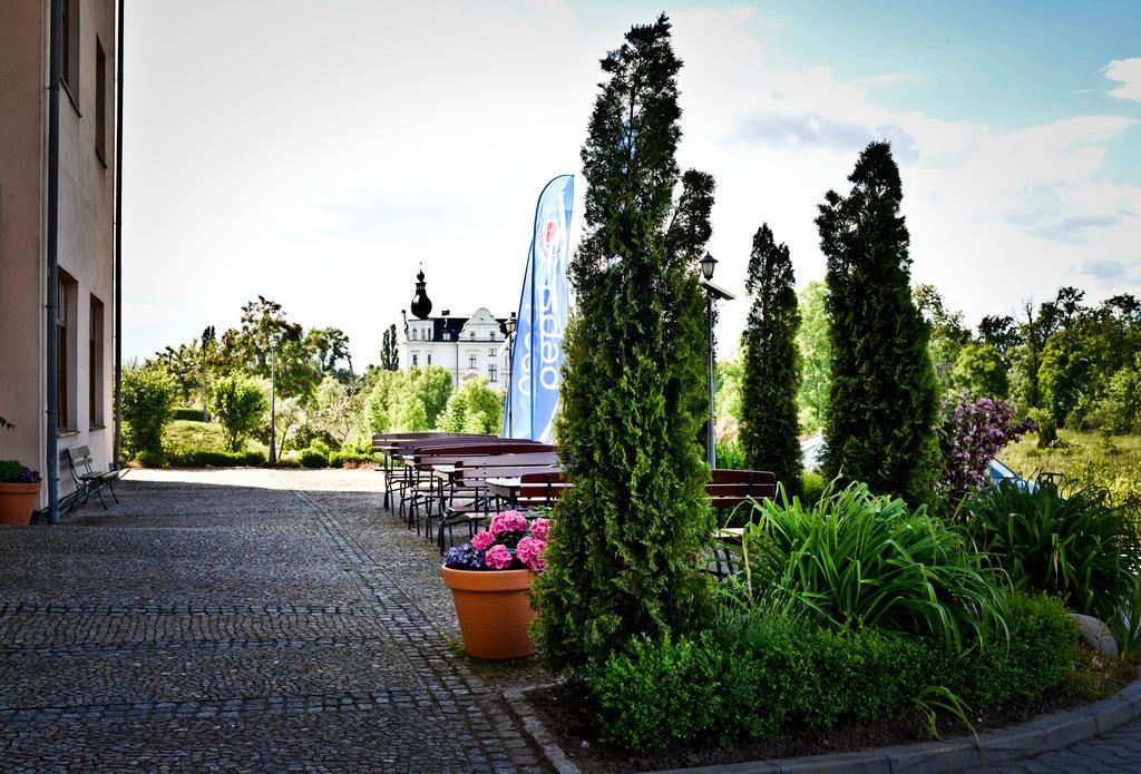 Hotel Sportwerk Tyniec Maly Exterior foto